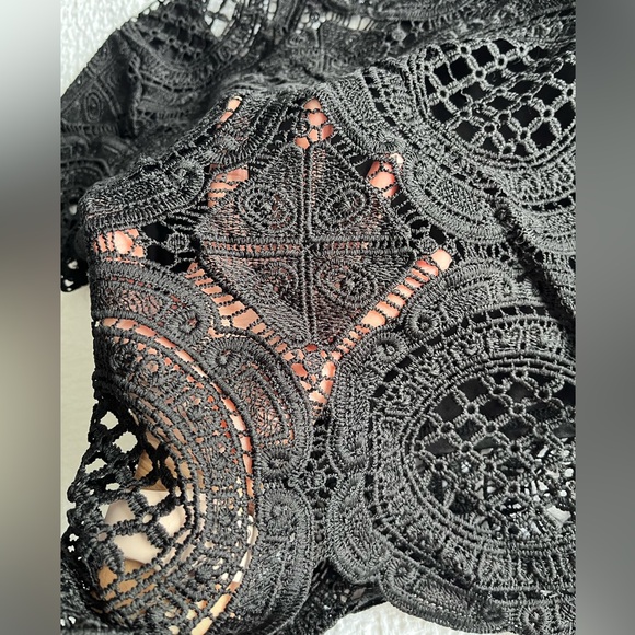 Revamped Black Crochet Lace Short Sleeve Top Fairy Grunge Festival Boho Size S - Picture 11 of 11